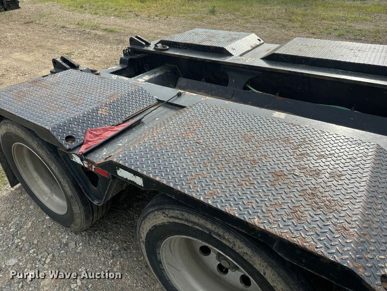 image for item DQ6818 2018 Trail King lowboy equipment trailer