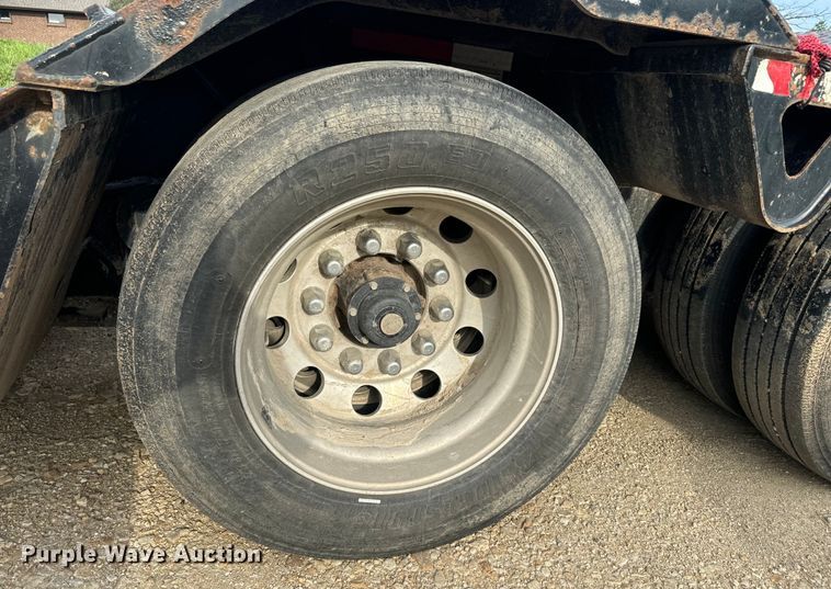 image for item DQ6818 2018 Trail King lowboy equipment trailer