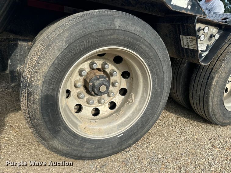 image for item DQ6818 2018 Trail King lowboy equipment trailer