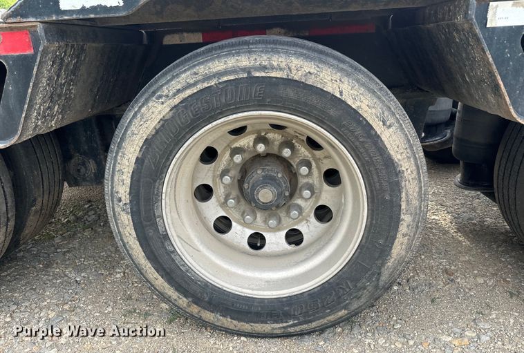 image for item DQ6818 2018 Trail King lowboy equipment trailer