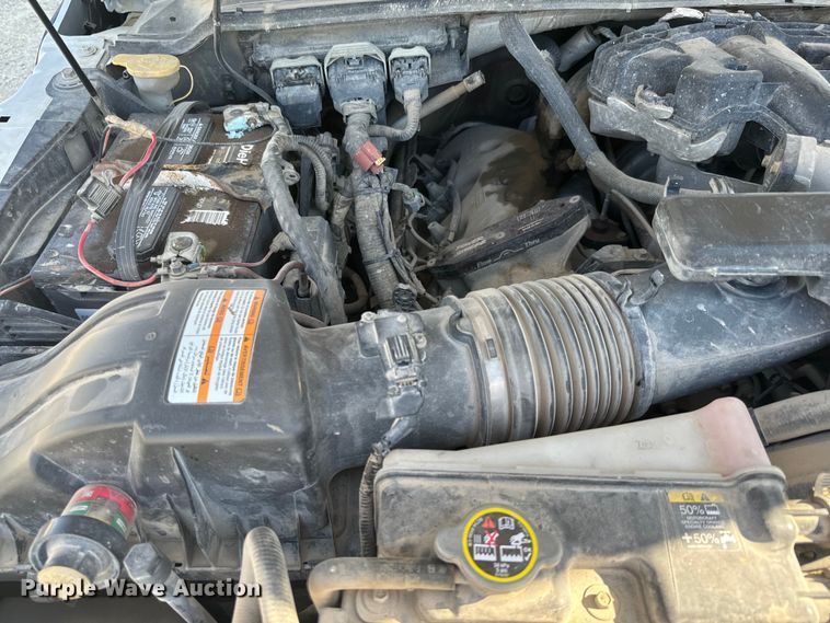 image for item DQ6820 2012 Ford F350 Super Duty XL bucket truck