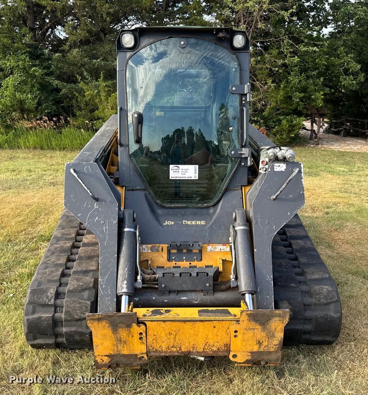 image for item DQ6822 2016 John Deere 333E tracked skid steer loader