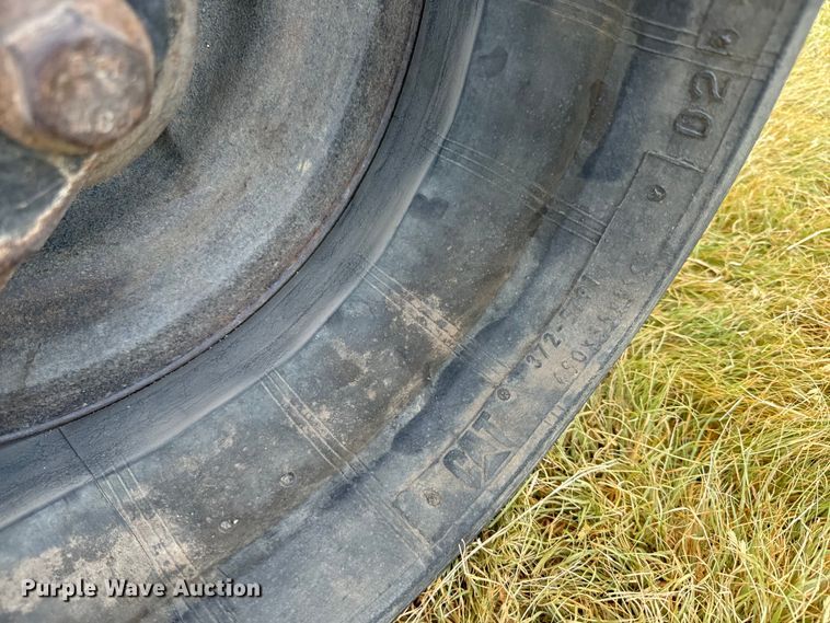 image for item DQ6822 2016 John Deere 333E tracked skid steer loader