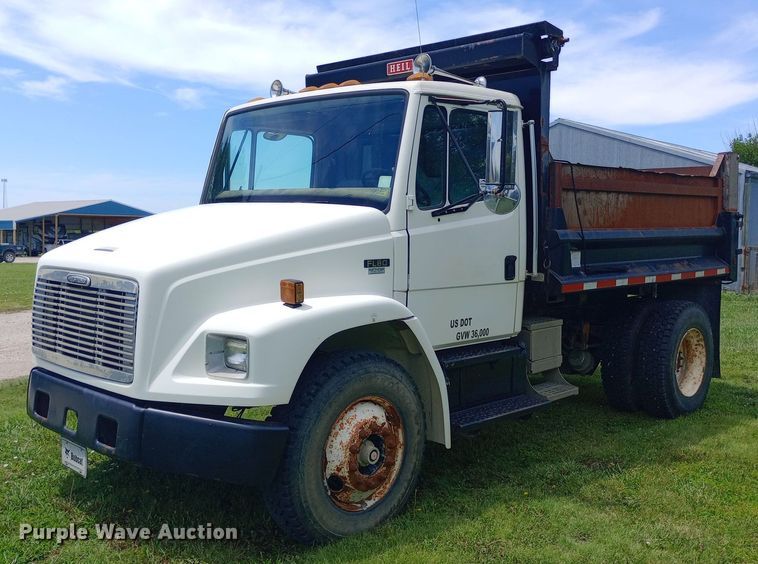 image for item DQ7140 1999 Freightliner  FL80 dump truck