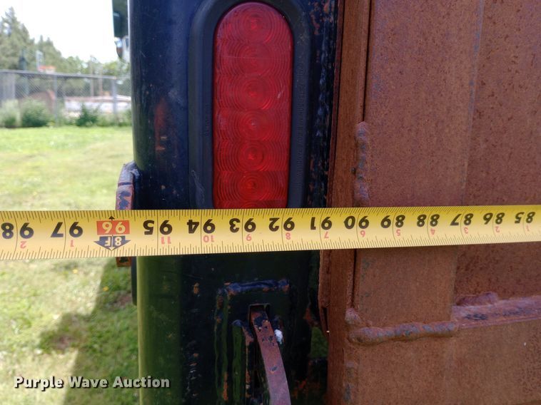 image for item DQ7140 1999 Freightliner  FL80 dump truck