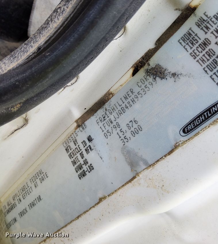 image for item DQ7140 1999 Freightliner  FL80 dump truck