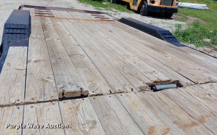 image for item DQ7141 2019 Texas Pride tilt deck equipment trailer