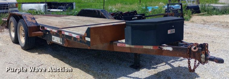 image for item DQ7142 2011 Finish Line tilt deck equipment trailer