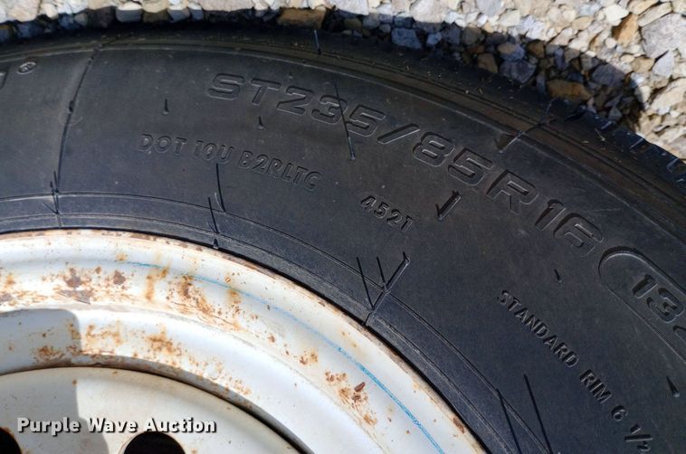 image for item DQ7142 2011 Finish Line tilt deck equipment trailer