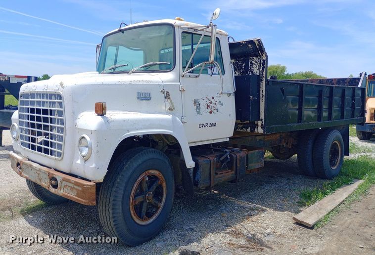 image for item DQ7143 1980 Ford 7000 dump truck