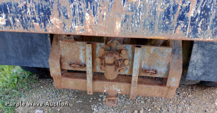 image for item DQ7143 1980 Ford 7000 dump truck