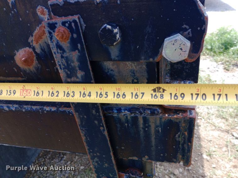 image for item DQ7143 1980 Ford 7000 dump truck