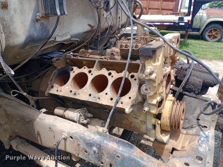 image for item DQ7143 1980 Ford 7000 dump truck