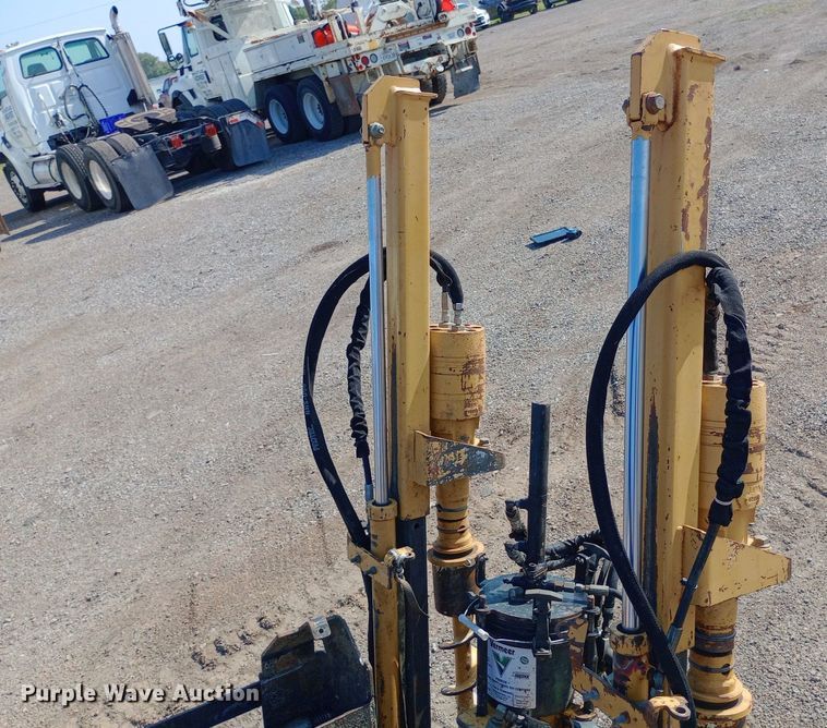 image for item DQ7167 2011 Vermeer D9X13II directional boring unit