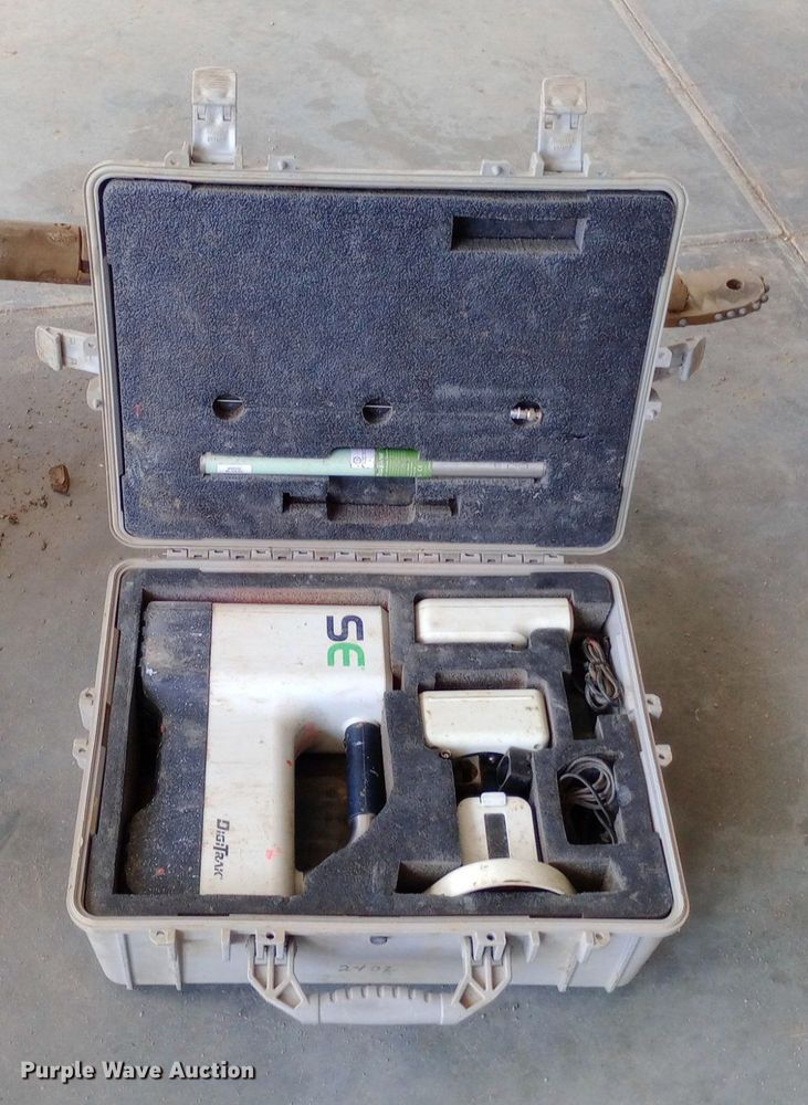 image for item DQ7167 2011 Vermeer D9X13II directional boring unit