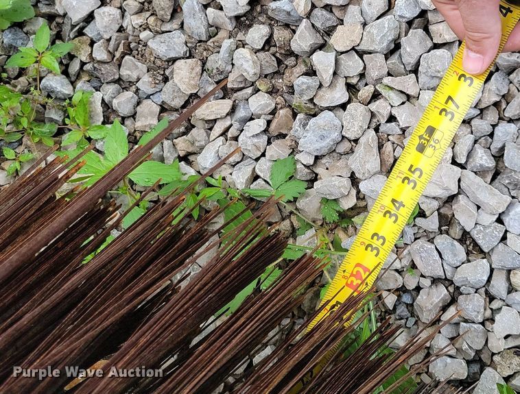 image for item DR4316 2007 Elgin  Pelican street sweeper