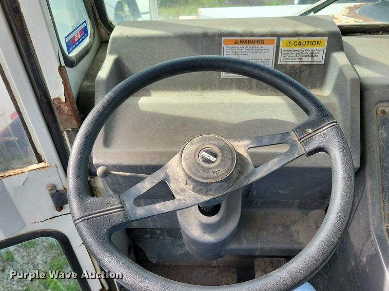 image for item DR4316 2007 Elgin  Pelican street sweeper