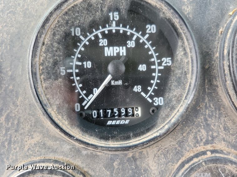 image for item DR4316 2007 Elgin  Pelican street sweeper