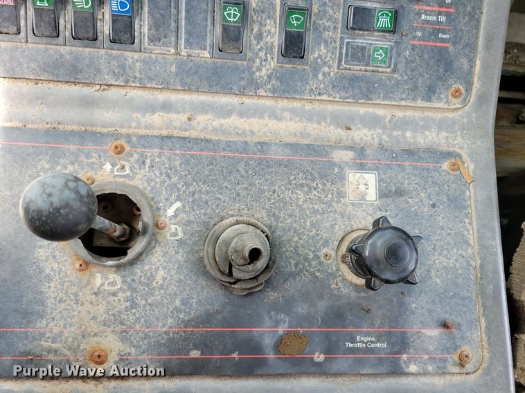 image for item DR4316 2007 Elgin  Pelican street sweeper