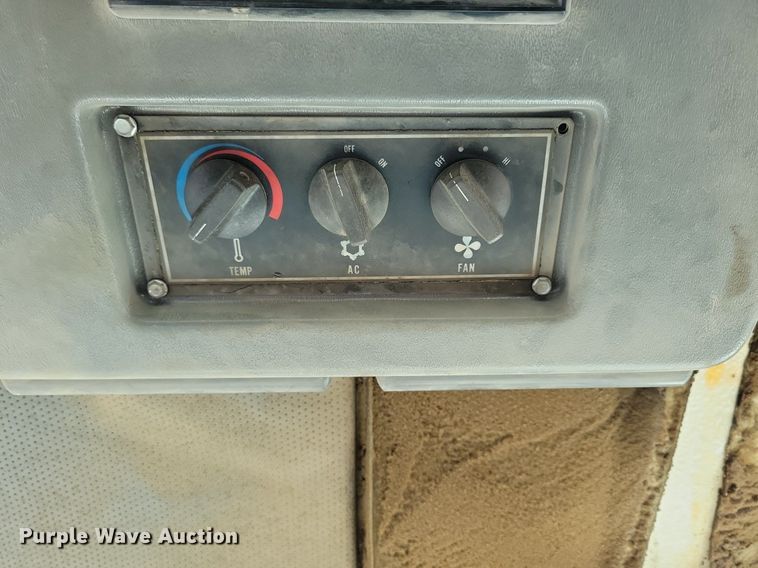 image for item DR4316 2007 Elgin  Pelican street sweeper