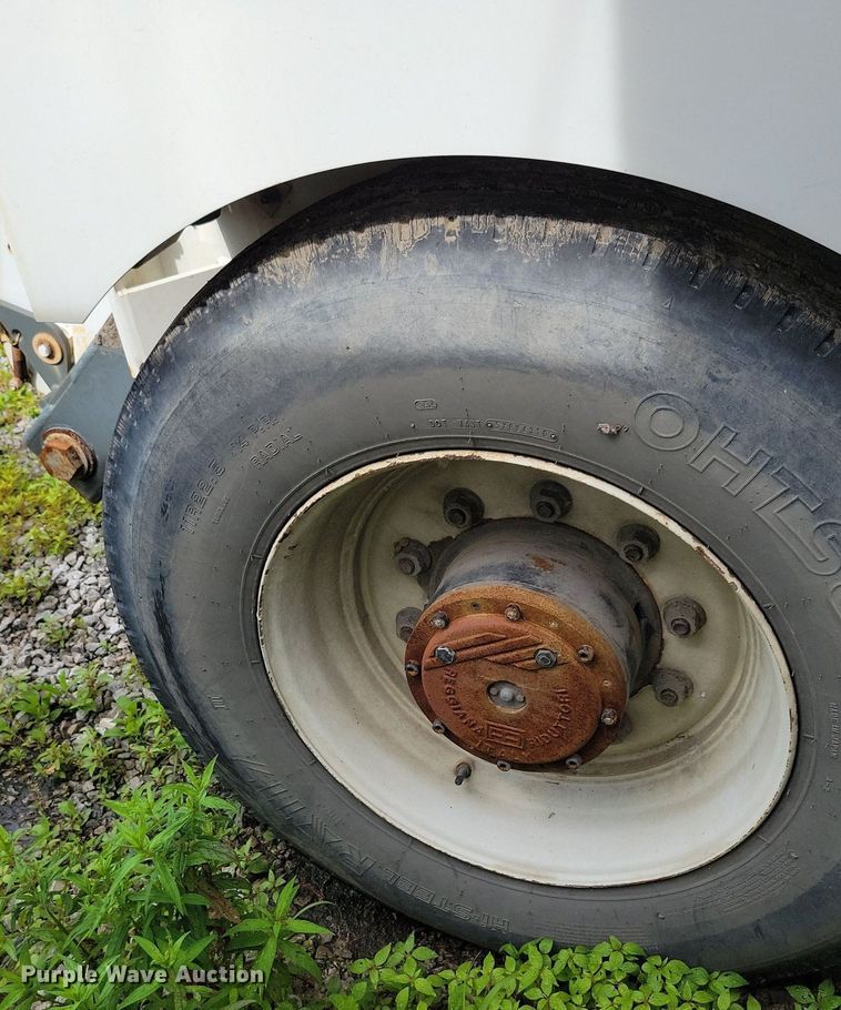 image for item DR4316 2007 Elgin  Pelican street sweeper