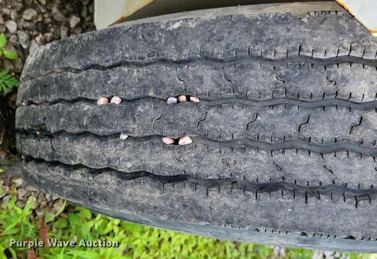 image for item DR4316 2007 Elgin  Pelican street sweeper