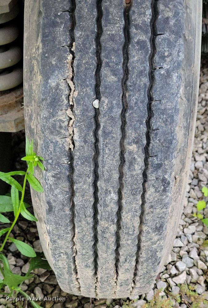 image for item DR4316 2007 Elgin  Pelican street sweeper