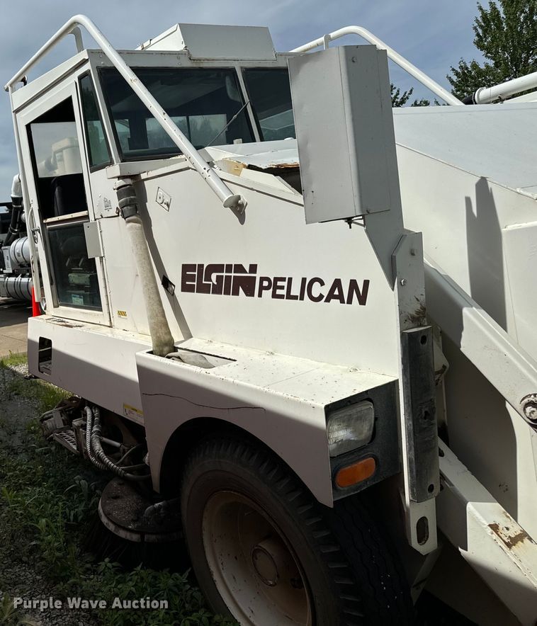 image for item DR4317 Elgin Pelican street sweeper
