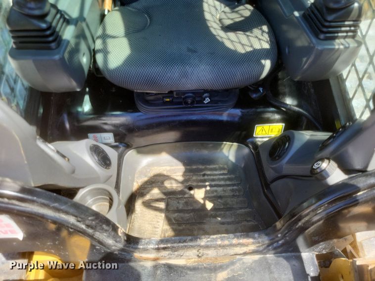 image for item DR4852 2020 Caterpillar  279D3 tracked skid steer loader