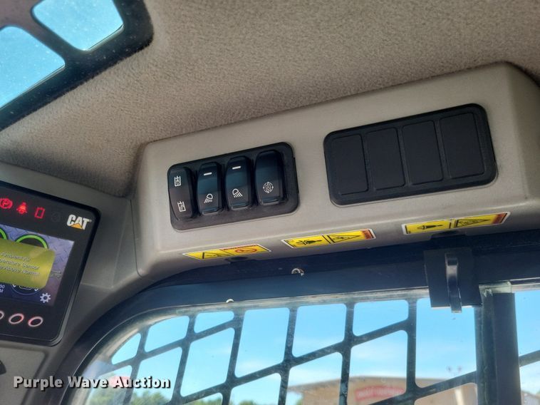 image for item DR4852 2020 Caterpillar  279D3 tracked skid steer loader