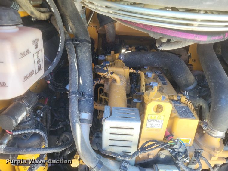 image for item DR4852 2020 Caterpillar  279D3 tracked skid steer loader