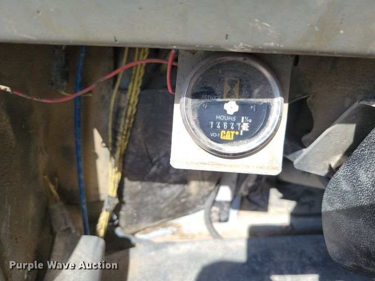 image for item DR8016 2001 Freightliner  FL80 water truck