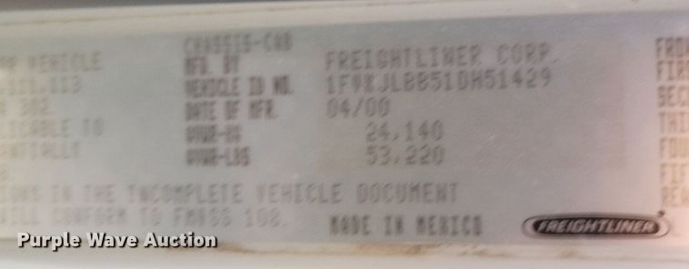 image for item DR8016 2001 Freightliner  FL80 water truck