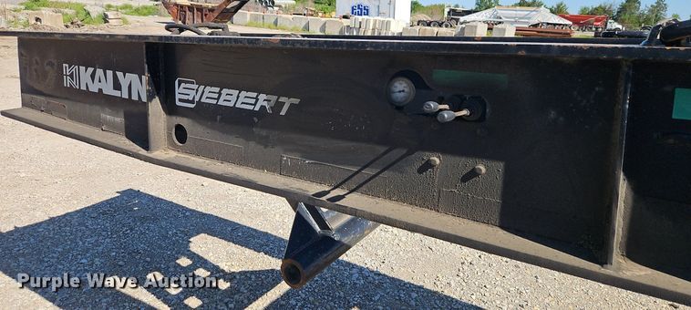 image for item DR8591 2006 Kalyn Siebert lowboy equipment trailer