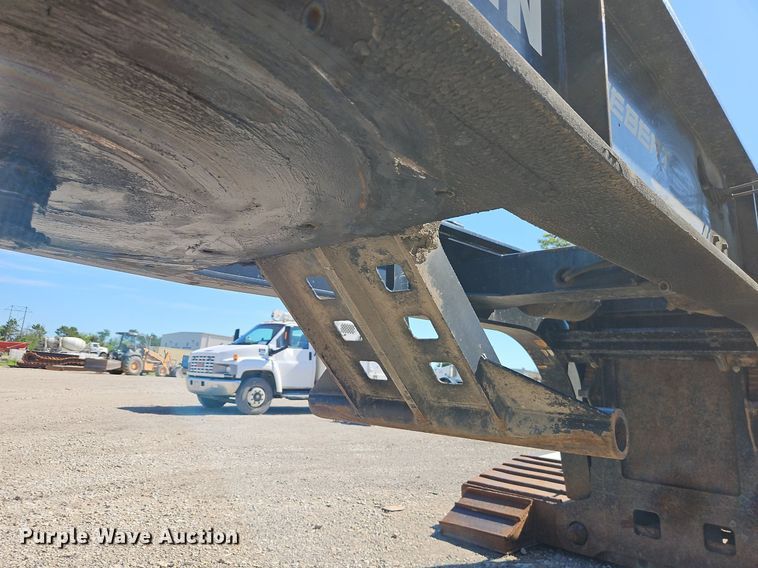 image for item DR8591 2006 Kalyn Siebert lowboy equipment trailer