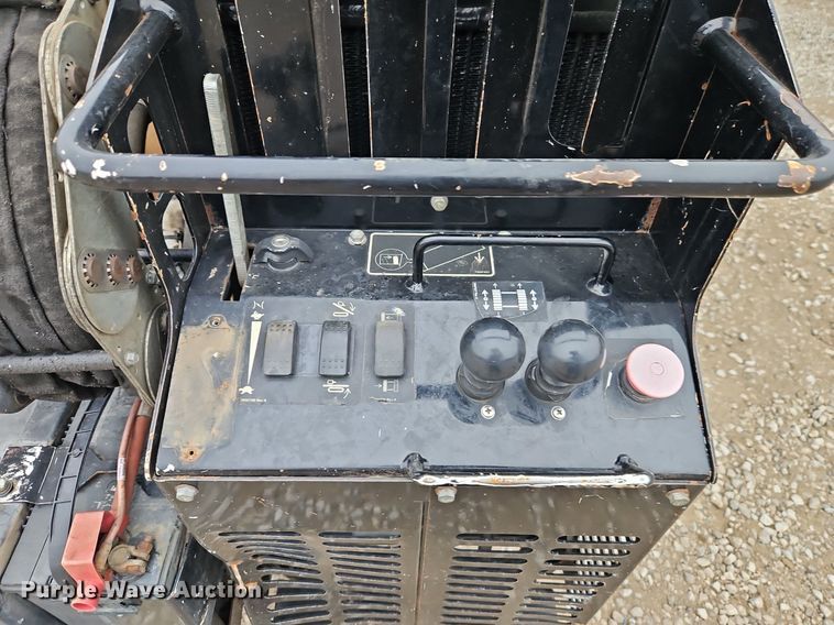 image for item DR8663 2015 Vermeer  D9X13III directional boring unit