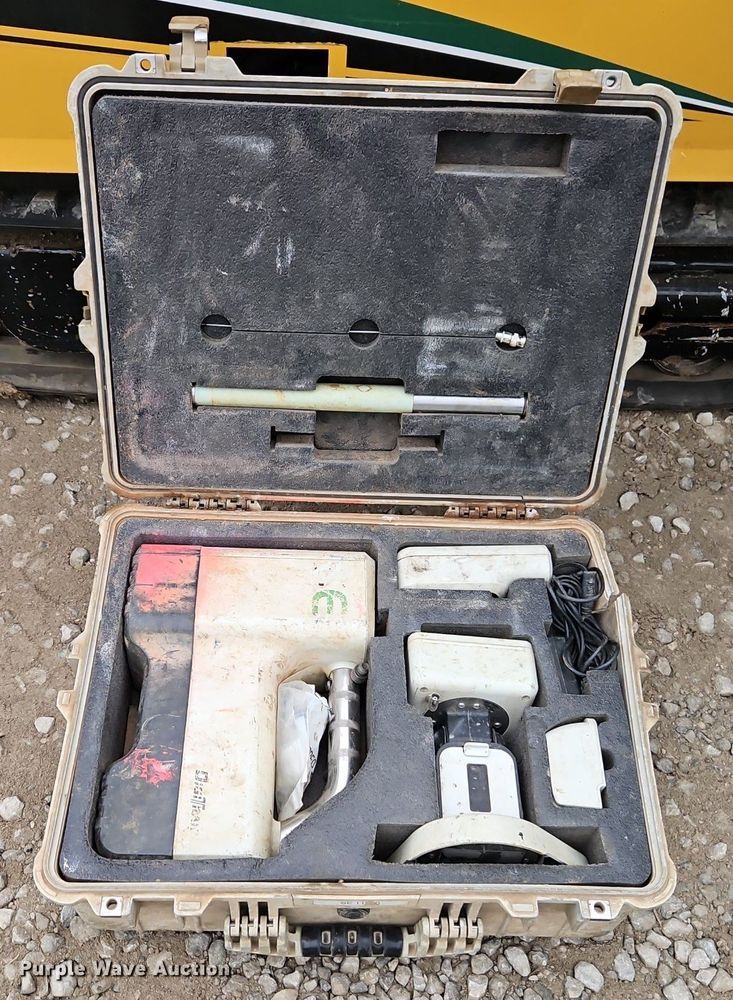 image for item DR8663 2015 Vermeer  D9X13III directional boring unit