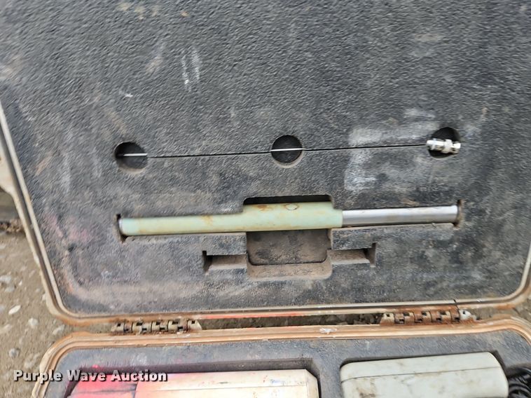 image for item DR8663 2015 Vermeer  D9X13III directional boring unit