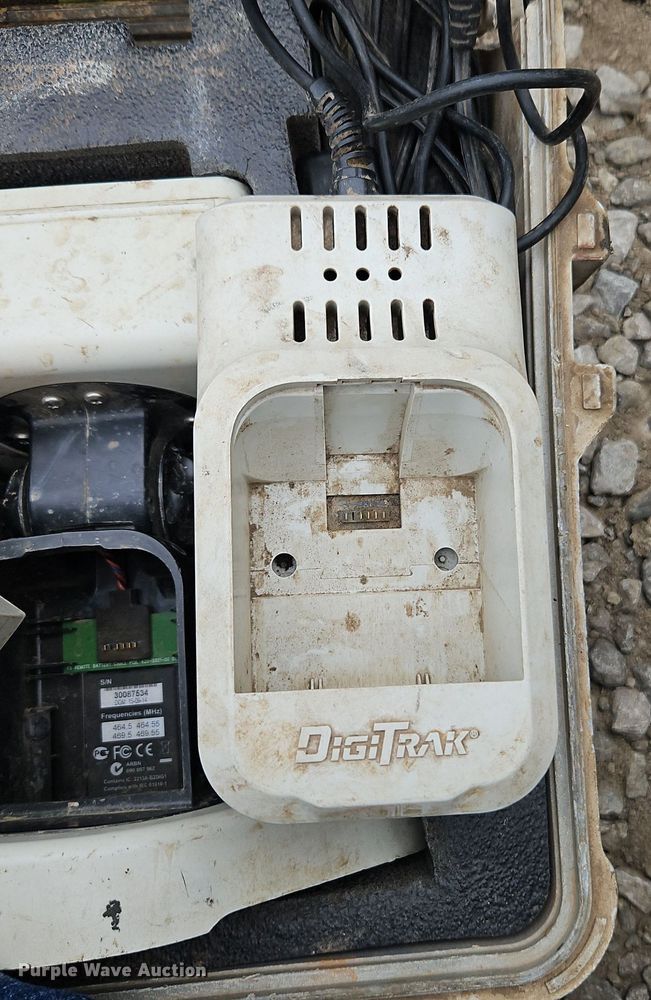 image for item DR8663 2015 Vermeer  D9X13III directional boring unit