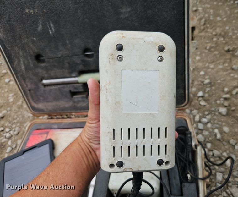 image for item DR8663 2015 Vermeer  D9X13III directional boring unit