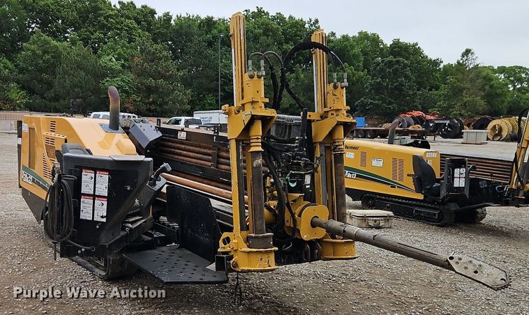 image for item DR8664 2015 Vermeer  D20X22II directional boring unit