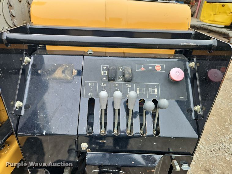 image for item DR8664 2015 Vermeer  D20X22II directional boring unit