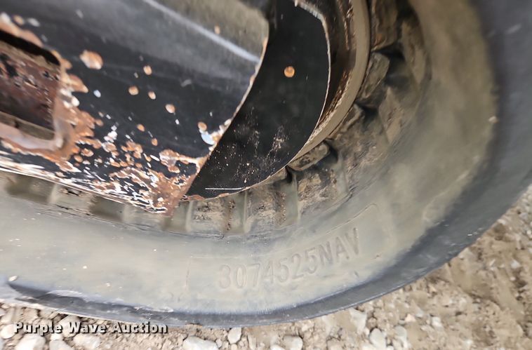 image for item DR8664 2015 Vermeer  D20X22II directional boring unit