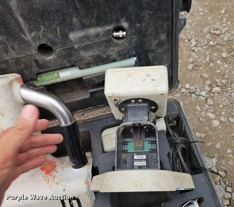 image for item DR8664 2015 Vermeer  D20X22II directional boring unit