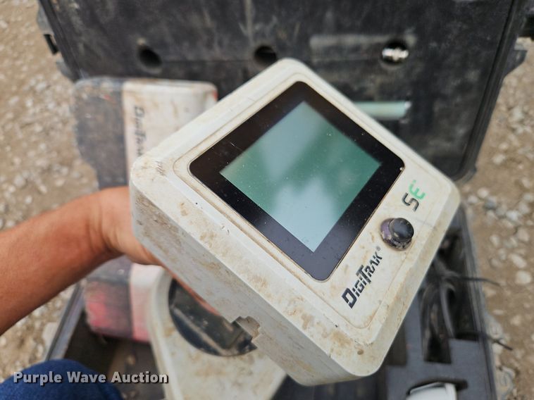 image for item DR8664 2015 Vermeer  D20X22II directional boring unit