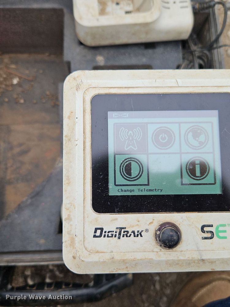 image for item DR8664 2015 Vermeer  D20X22II directional boring unit