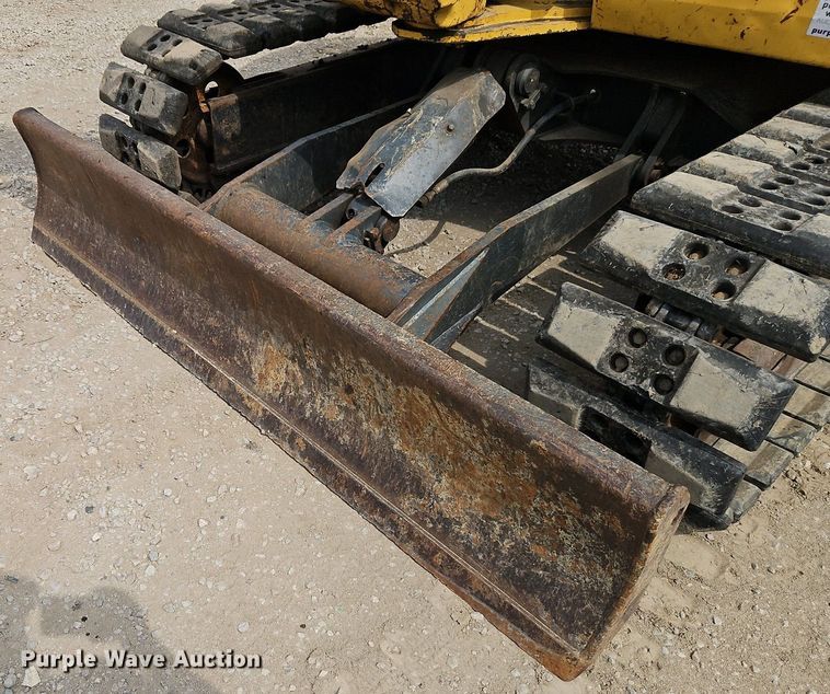 image for item DR8665 2006 Komatsu PC78MR-6 mini excavator