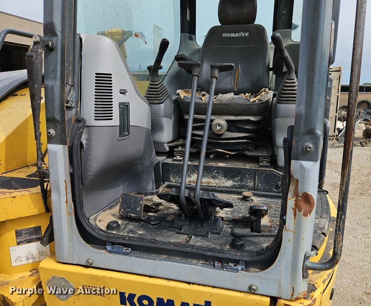 image for item DR8665 2006 Komatsu PC78MR-6 mini excavator