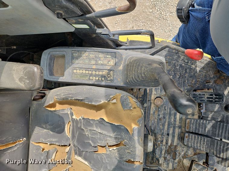 image for item DR8665 2006 Komatsu PC78MR-6 mini excavator