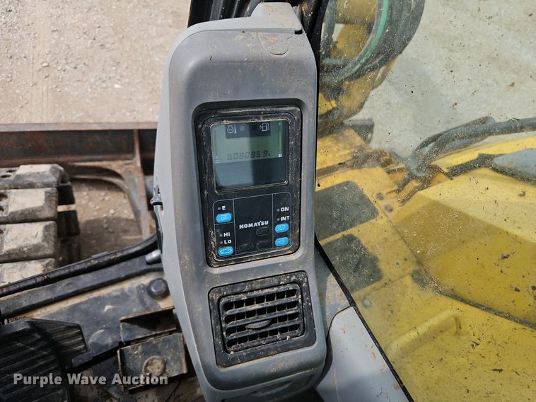 image for item DR8665 2006 Komatsu PC78MR-6 mini excavator